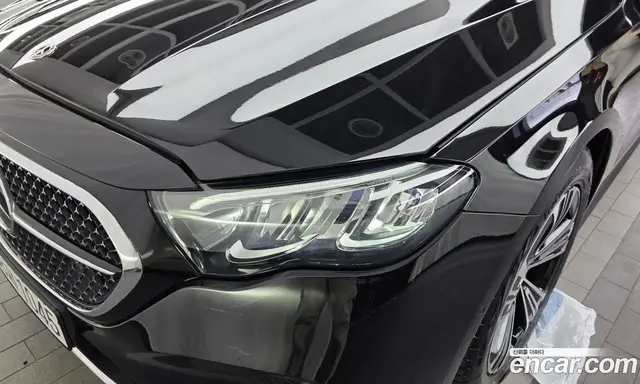Mercedes-Benz E-Class 2025 2.0 автомат (гидро), миниатюра 8