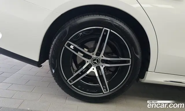 Mercedes-Benz E-Class 2026 2.0 гидро, миниатюра 5 Mercedes-Benz E-Class 2026 2.0 гидро, миниатюра 5