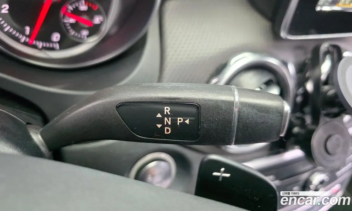 Mercedes-Benz GLA-Class 2017 2.0 гидро, фото 12