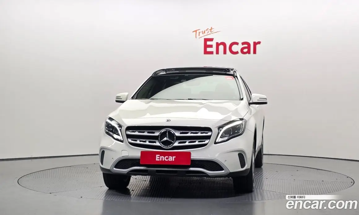 Mercedes-Benz GLA-Class 2017 2.0 гидро, фото 3