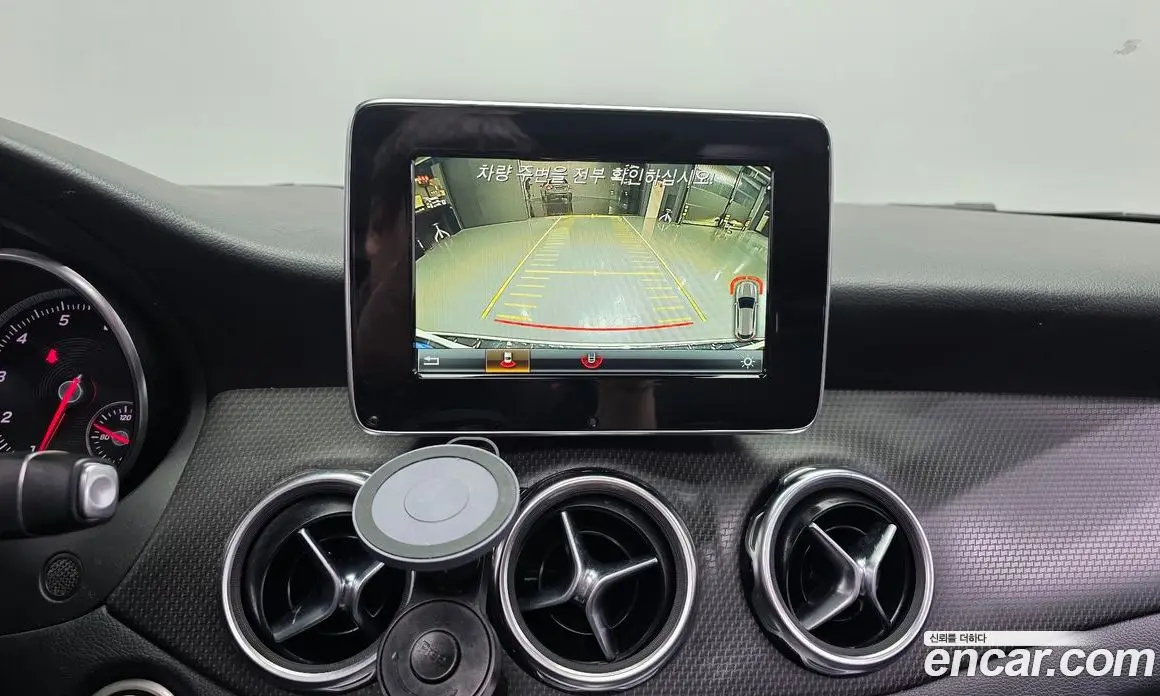 Mercedes-Benz GLA-Class 2017 2.0 гидро, фото 21