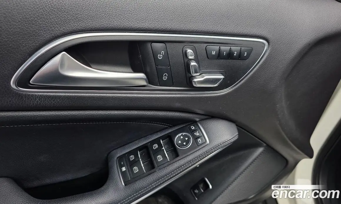 Mercedes-Benz GLA-Class 2017 2.0 гидро, фото 28