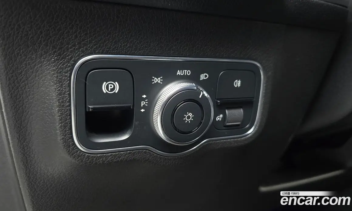 Mercedes-Benz GLB-Class 2021 2.0 гидро, фото 14