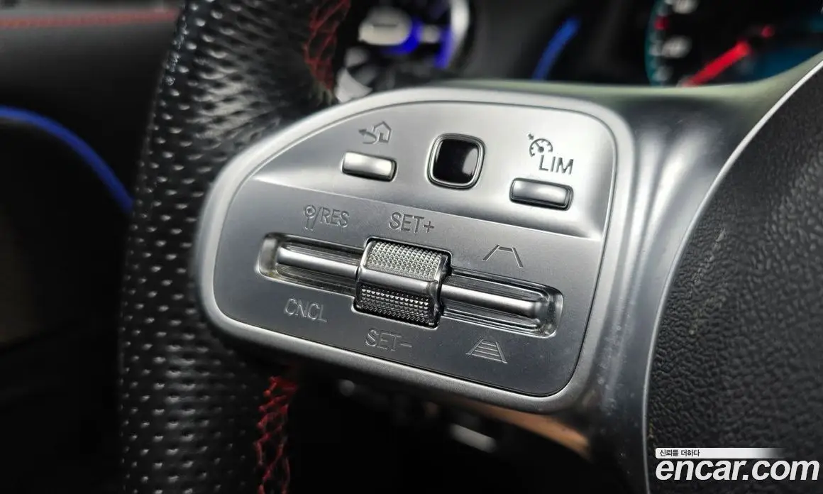 Mercedes-Benz GLB-Class 2021 2.0 гидро, фото 17