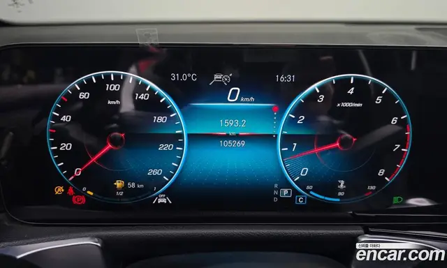 Mercedes-Benz GLB-Class 2021 2.0 гидро, миниатюра 8