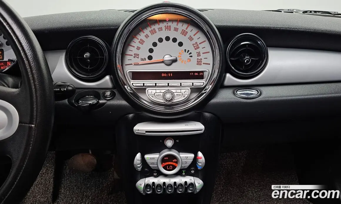 Mini Cooper 2009 1.6 автомат (гидро), фото 13