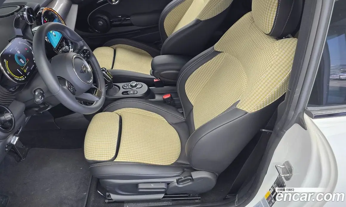 Mini Cooper 2023 автомат (гидро), фото 31
