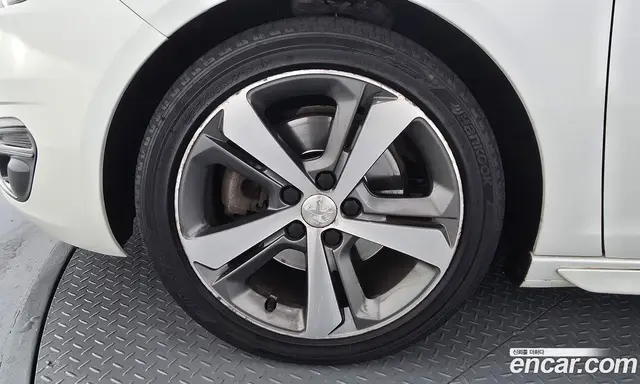 Peugeot 308 2016 2.0 автомат (гидро), миниатюра 5