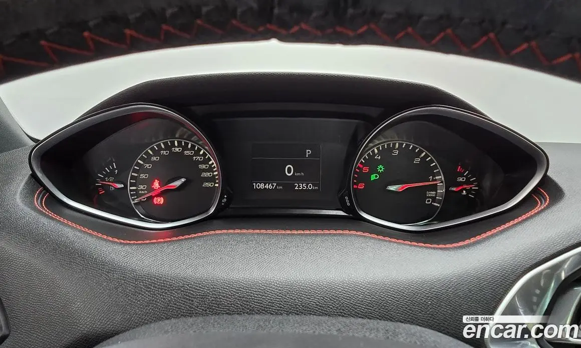 Peugeot 308 2016 2.0 автомат (гидро), фото 8
