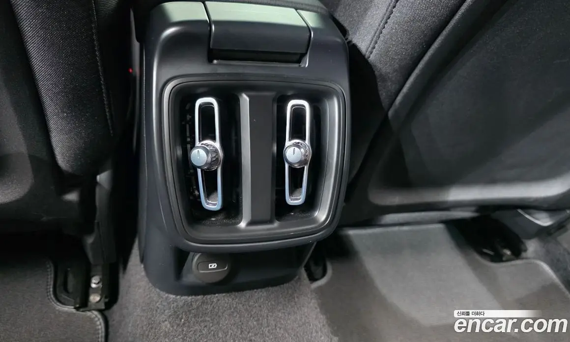 Polestar Polestar 2 2022 0.2 автомат (гидро), фото 29 Polestar Polestar 2 2022 0.2 автомат (гидро), фото 29