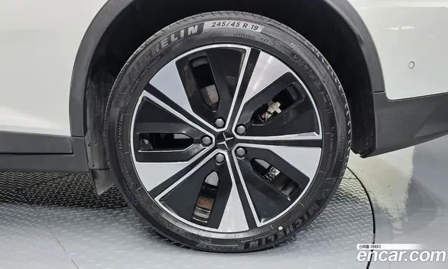 Polestar Polestar 2 2022 0.2 автомат (гидро), миниатюра 7 Polestar Polestar 2 2022 0.2 автомат (гидро), миниатюра 7