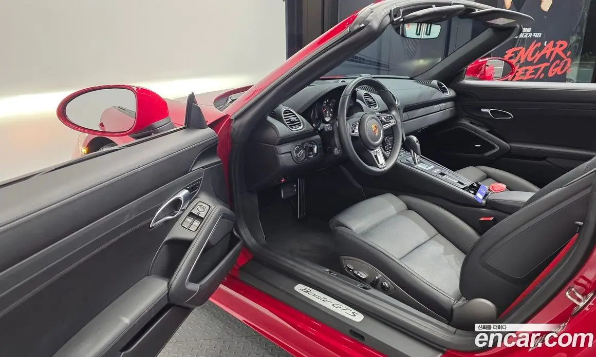 Porsche 718 2024 4.0 автомат (гидро), фото 13