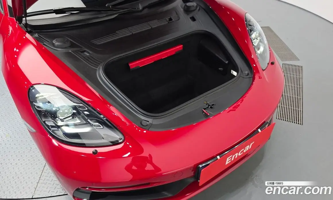 Porsche 718 2024 4.0 автомат (гидро), фото 6