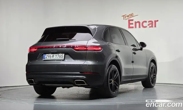 Porsche Cayenne 2019 3.0 автомат (гидро), миниатюра 2
