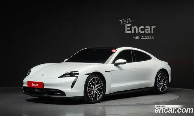 Porsche Taycan, 2021, 14 642 км