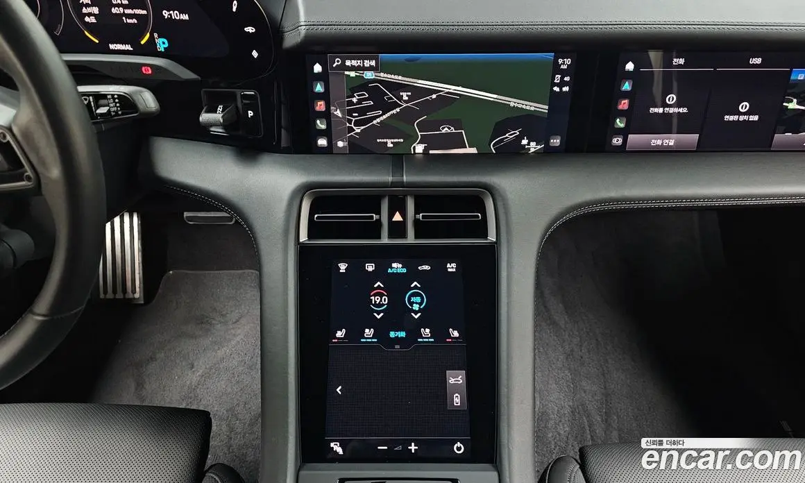 Porsche Taycan 2021 0.1 автомат (гидро), фото 19