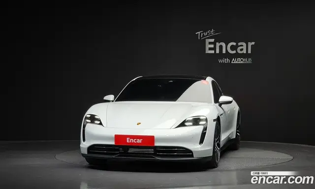 Porsche Taycan 2021 0.1 автомат (гидро), миниатюра 3