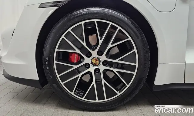 Porsche Taycan 2021 0.1 автомат (гидро), миниатюра 5