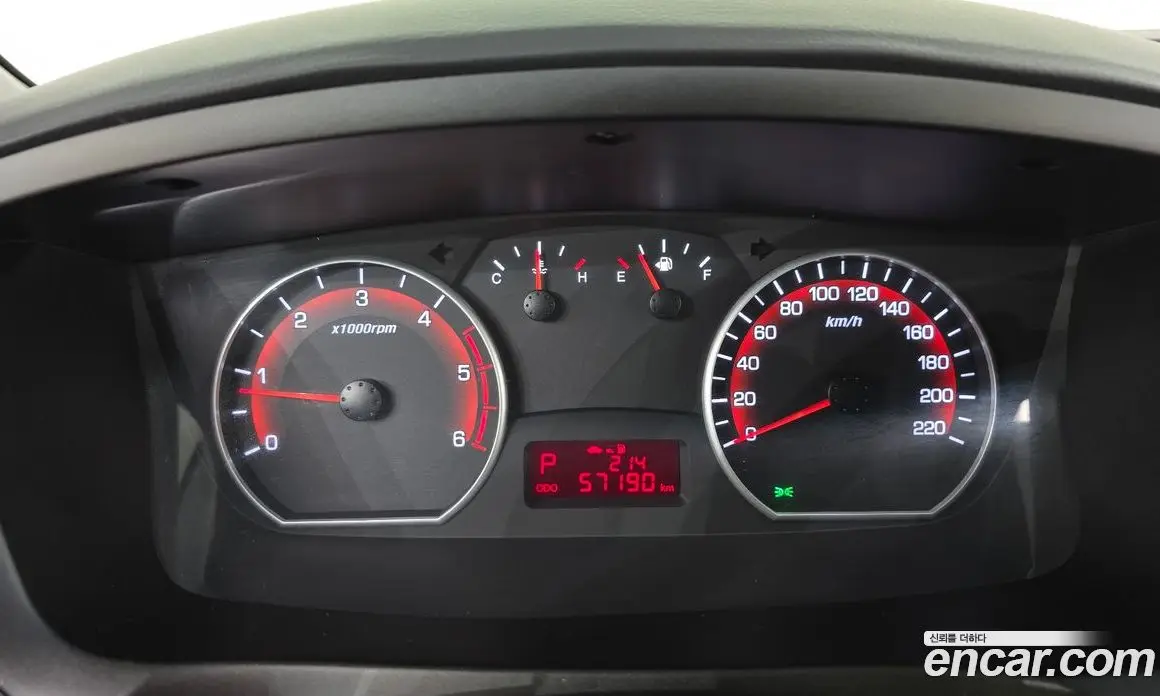 SsangYong Korando 2015 2.0 автомат (гидро), фото 8