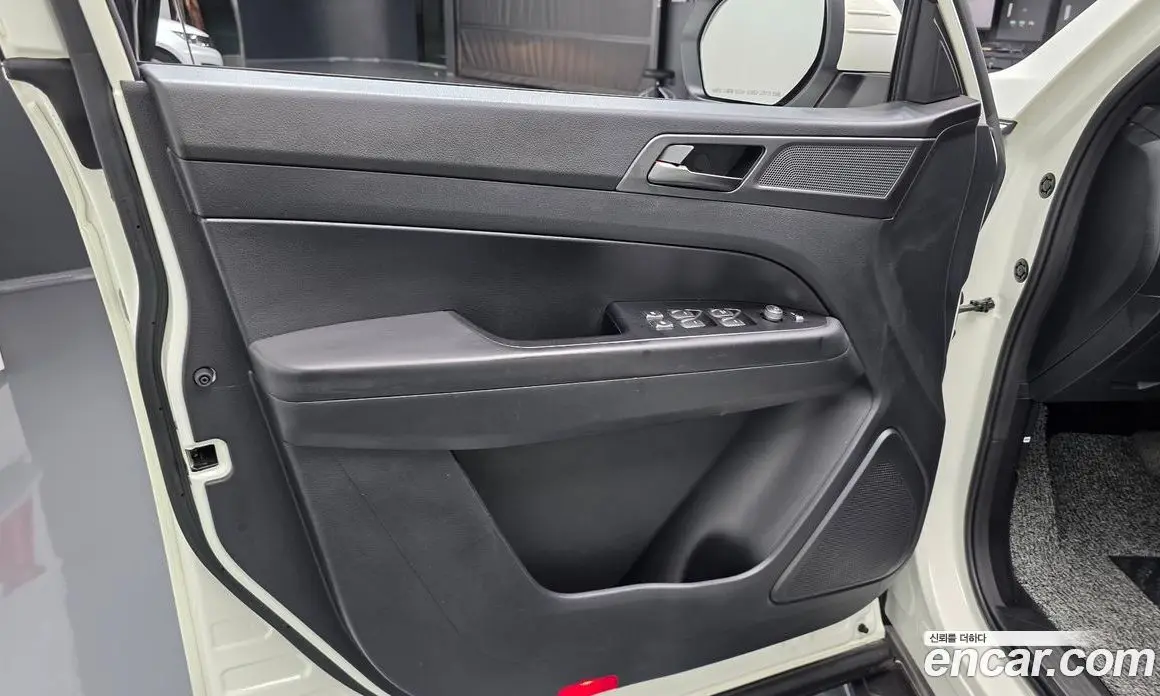 SsangYong Rexton 2022 2.2 автомат (гидро), фото 13