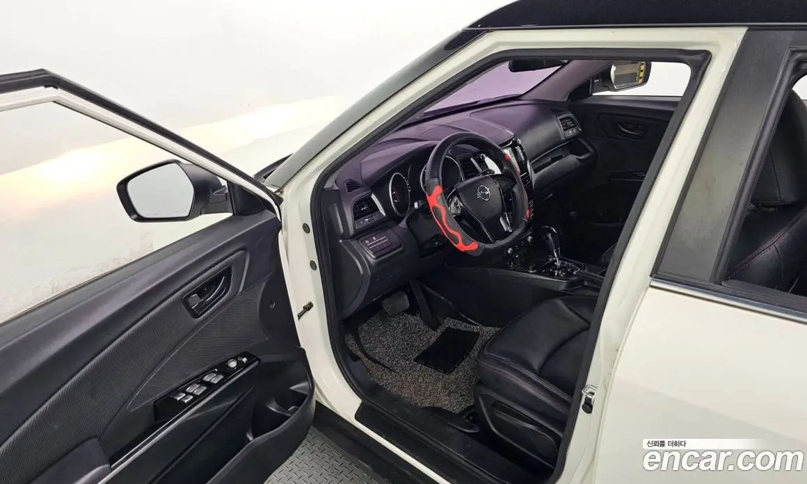 SsangYong TIBOLI 2016 1.6 автомат (гидро), фото 13