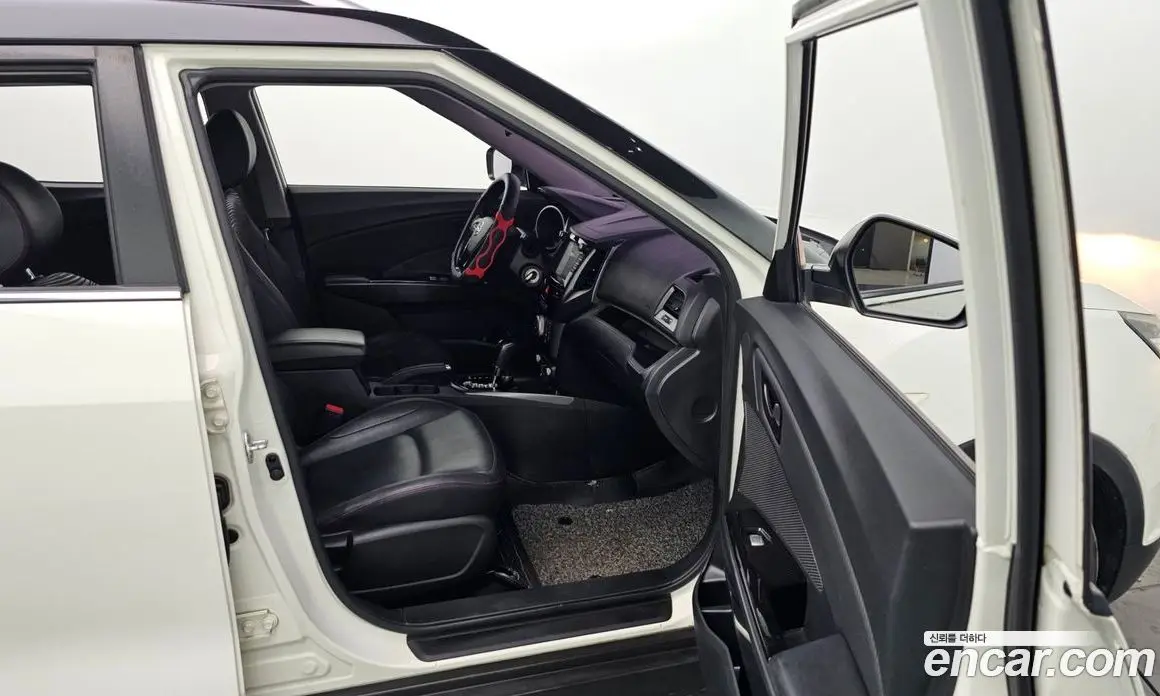 SsangYong TIBOLI 2016 1.6 автомат (гидро), фото 16