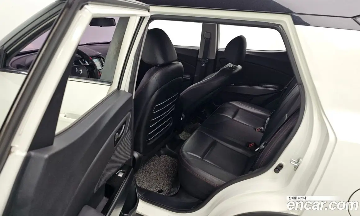 SsangYong TIBOLI 2016 1.6 автомат (гидро), фото 17