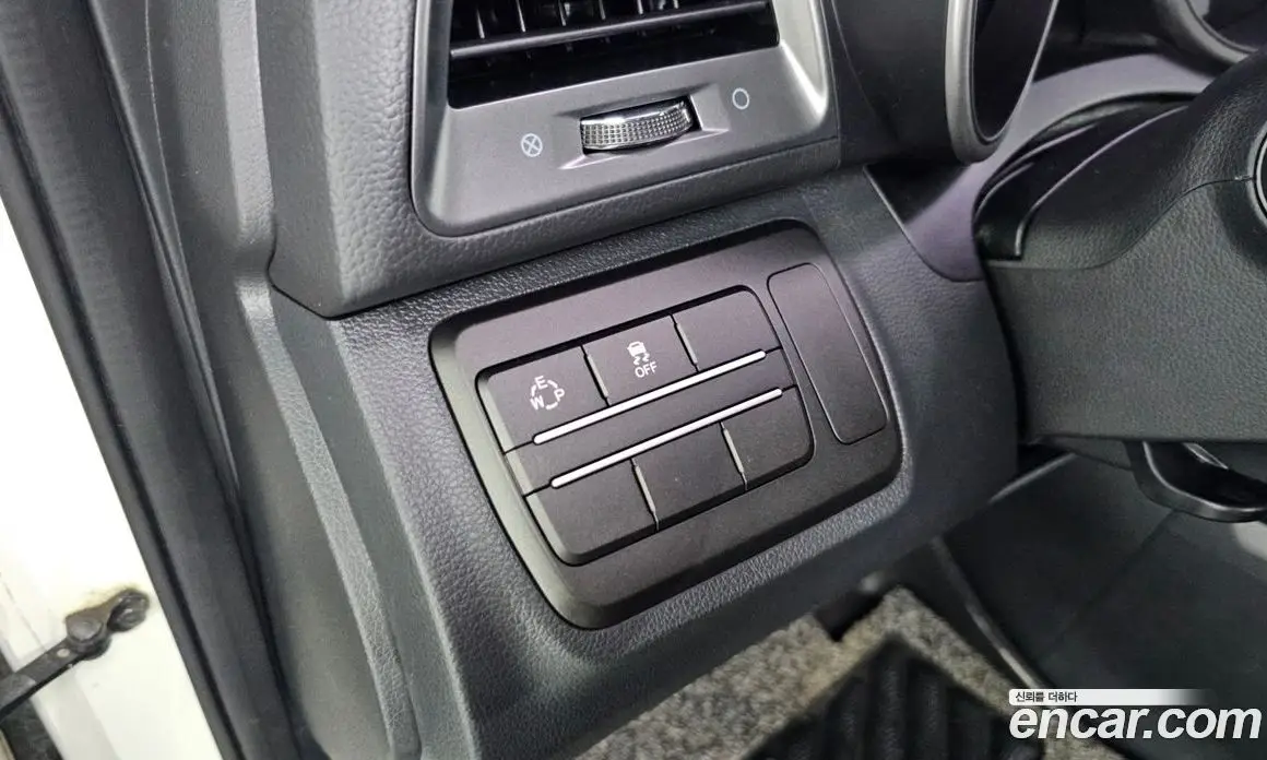 SsangYong TIBOLI 2016 1.6 автомат (гидро), фото 27