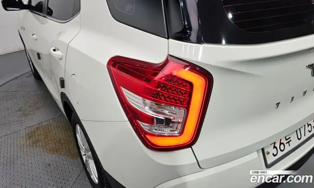 SsangYong TIBOLI 2016 1.6 автомат (гидро), миниатюра 9