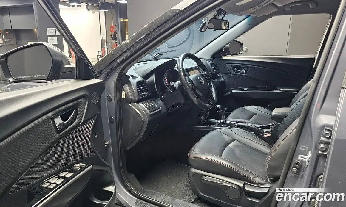 SsangYong TIBOLI 2018 1.6 автомат (гидро), фото 13