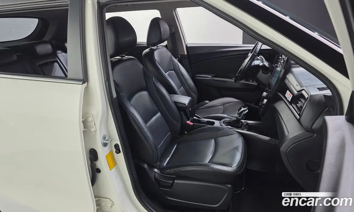 SsangYong TIBOLI 2020 1.5 автомат (гидро), фото 12