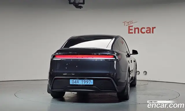 Tesla Model Y 2025 0.2 автомат (гидро), миниатюра 3 Tesla Model Y 2025 0.2 автомат (гидро), миниатюра 3