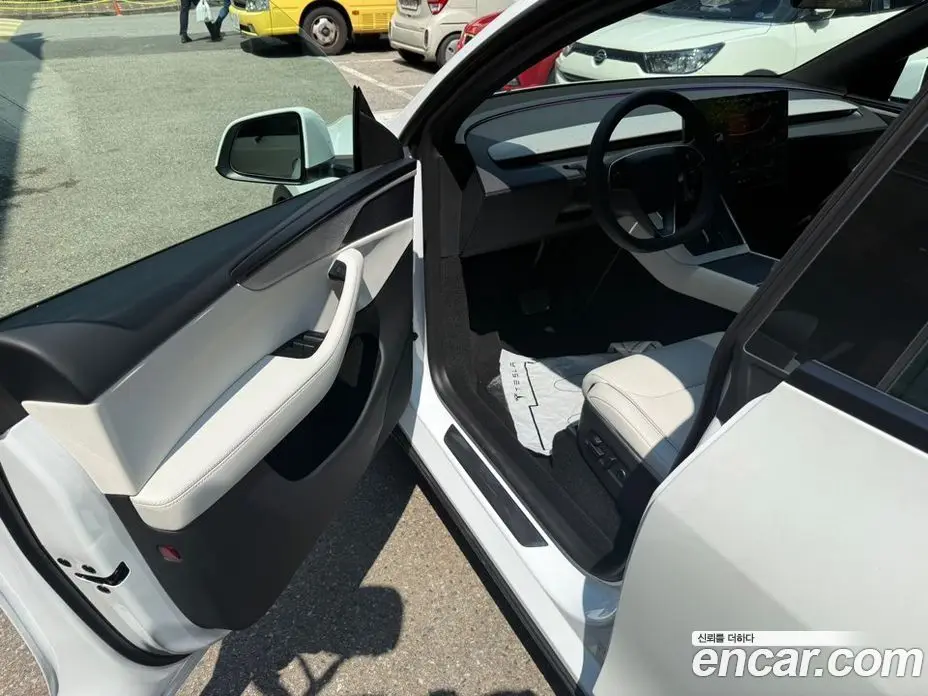 Tesla Model Y 2026 0.1 автомат (гидро), фото 14 Tesla Model Y 2026 0.1 автомат (гидро), фото 14