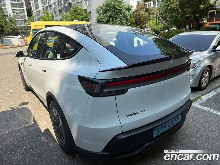 Tesla Model Y 2026 0.1 автомат (гидро), фото 5 Tesla Model Y 2026 0.1 автомат (гидро), фото 5