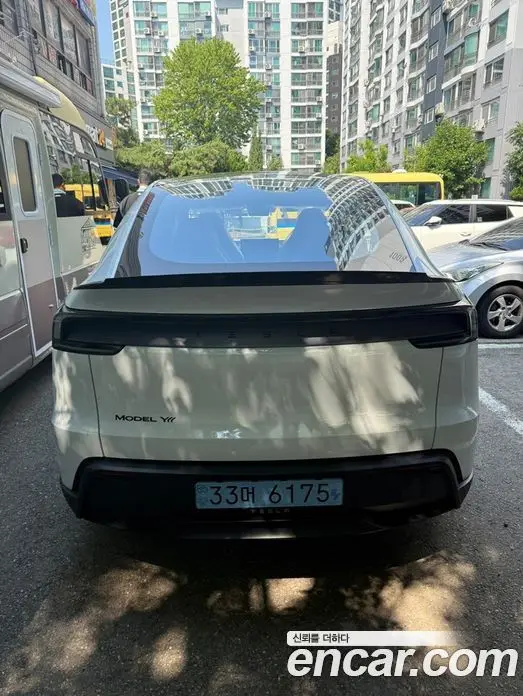 Tesla Model Y 2026 0.1 автомат (гидро), миниатюра 6 Tesla Model Y 2026 0.1 автомат (гидро), миниатюра 6