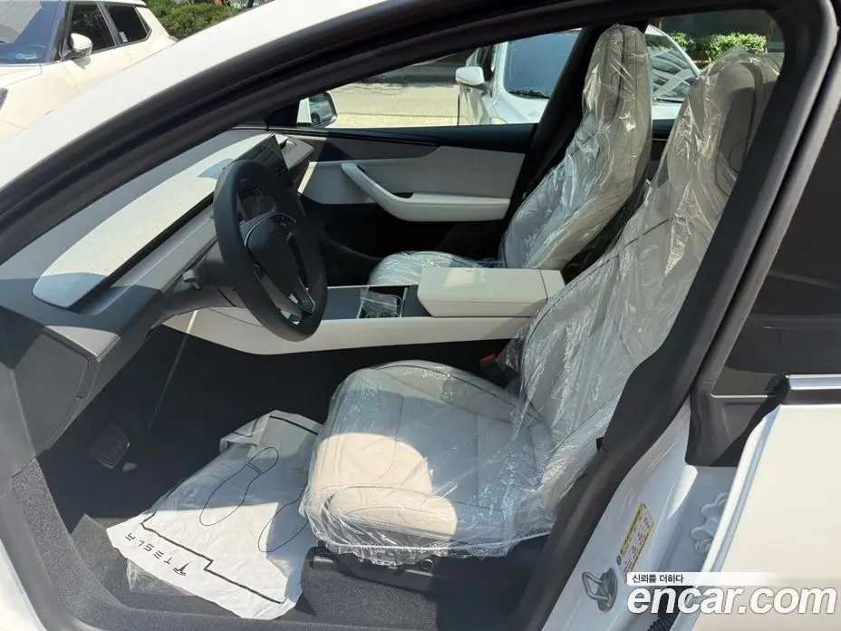 Tesla Model Y 2026 0.1 автомат (гидро), фото 10 Tesla Model Y 2026 0.1 автомат (гидро), фото 10