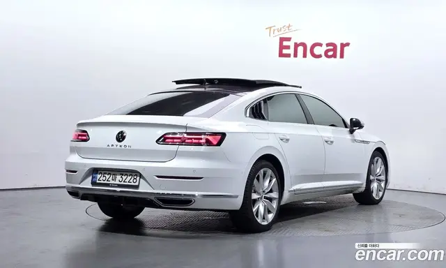 Volkswagen Arteon 2022 2.0 автомат (гидро), миниатюра 2