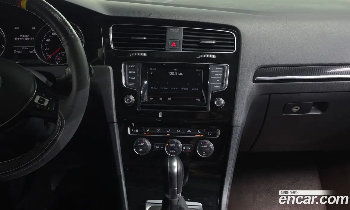 Volkswagen Golf 2014 2.0 автомат (гидро), фото 12