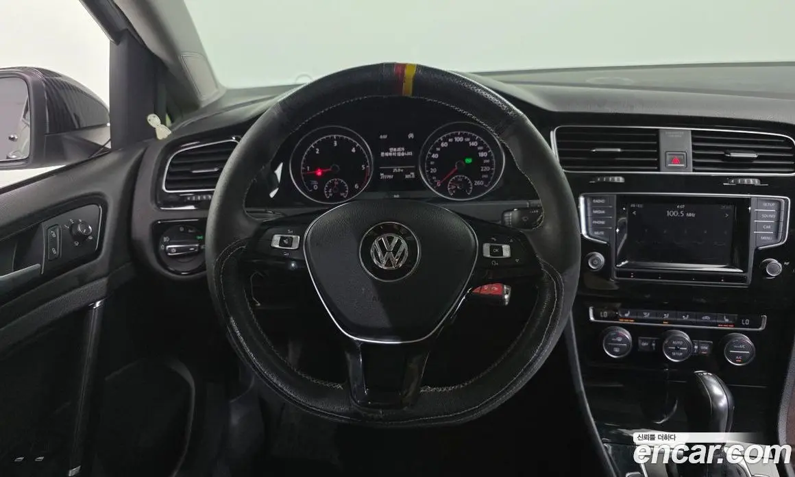 Volkswagen Golf 2014 2.0 автомат (гидро), фото 13