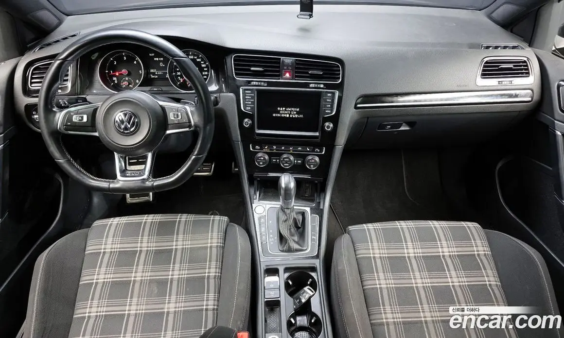 Volkswagen Golf 2016 2.0 автомат (гидро), фото 7