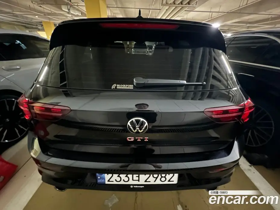 Volkswagen Golf 2023 2.0 автомат (гидро), фото 4