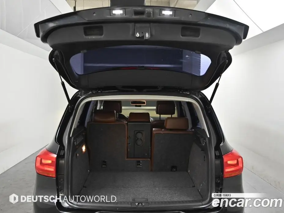 Volkswagen Tiguan 2016 2.0 автомат (гидро), фото 20