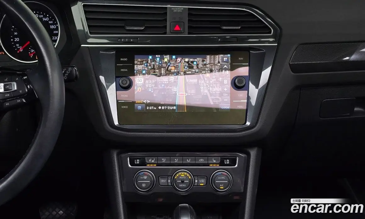 Volkswagen Tiguan 2019 2.0 автомат (гидро), фото 23