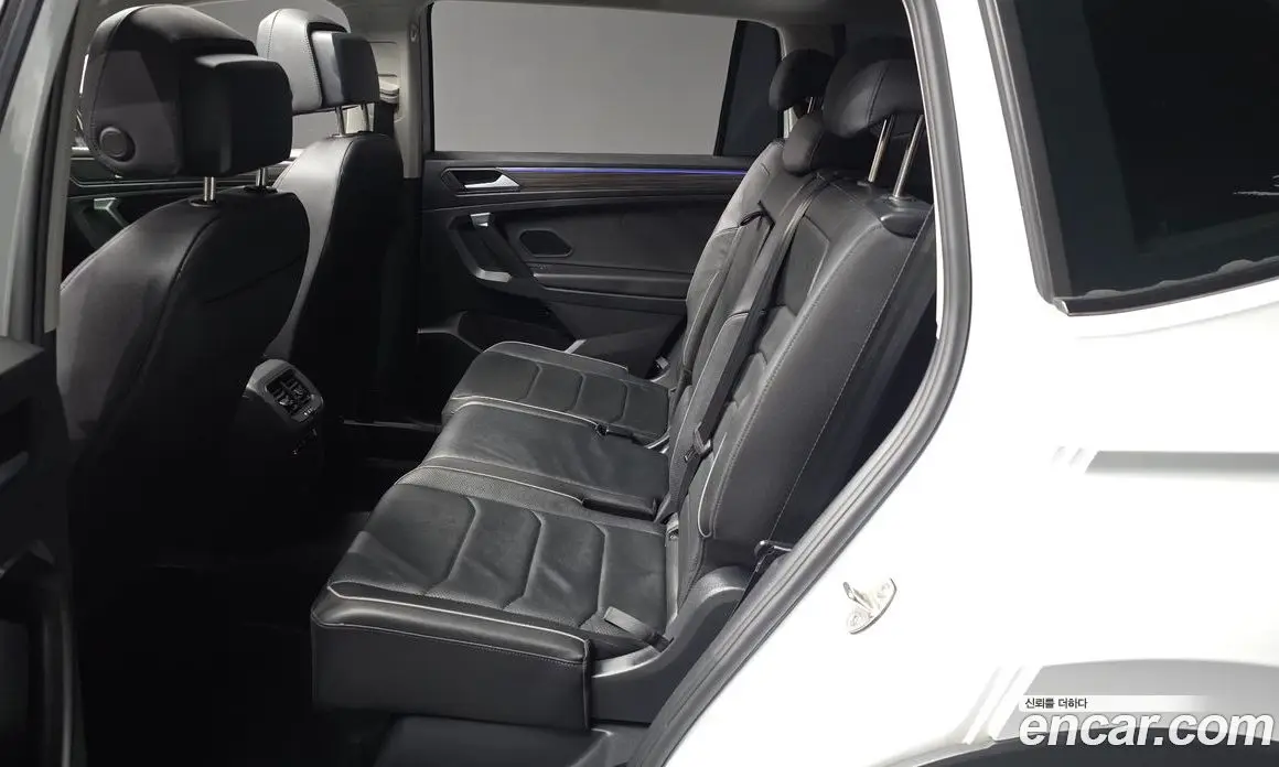 Volkswagen Tiguan 2023 2.0 автомат (гидро), фото 16
