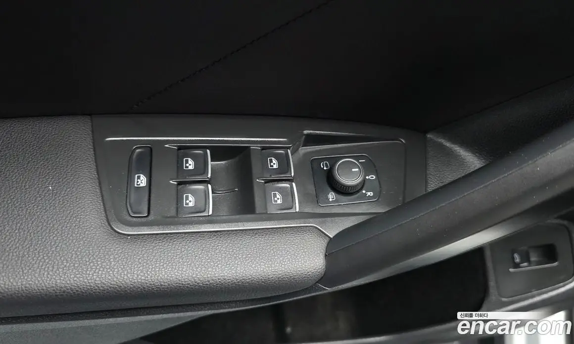 Volkswagen Tiguan 2023 2.0 автомат (гидро), фото 28