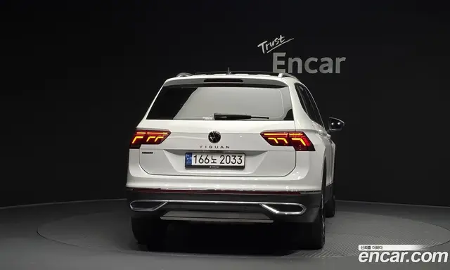 Volkswagen Tiguan 2023 2.0 автомат (гидро), миниатюра 4