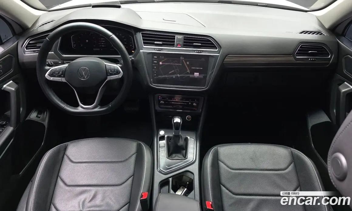 Volkswagen Tiguan 2023 2.0 автомат (гидро), фото 10