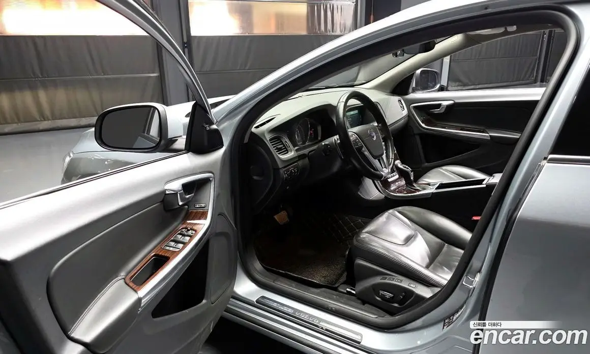 Volvo S60 2017 2.0 автомат (гидро), фото 10