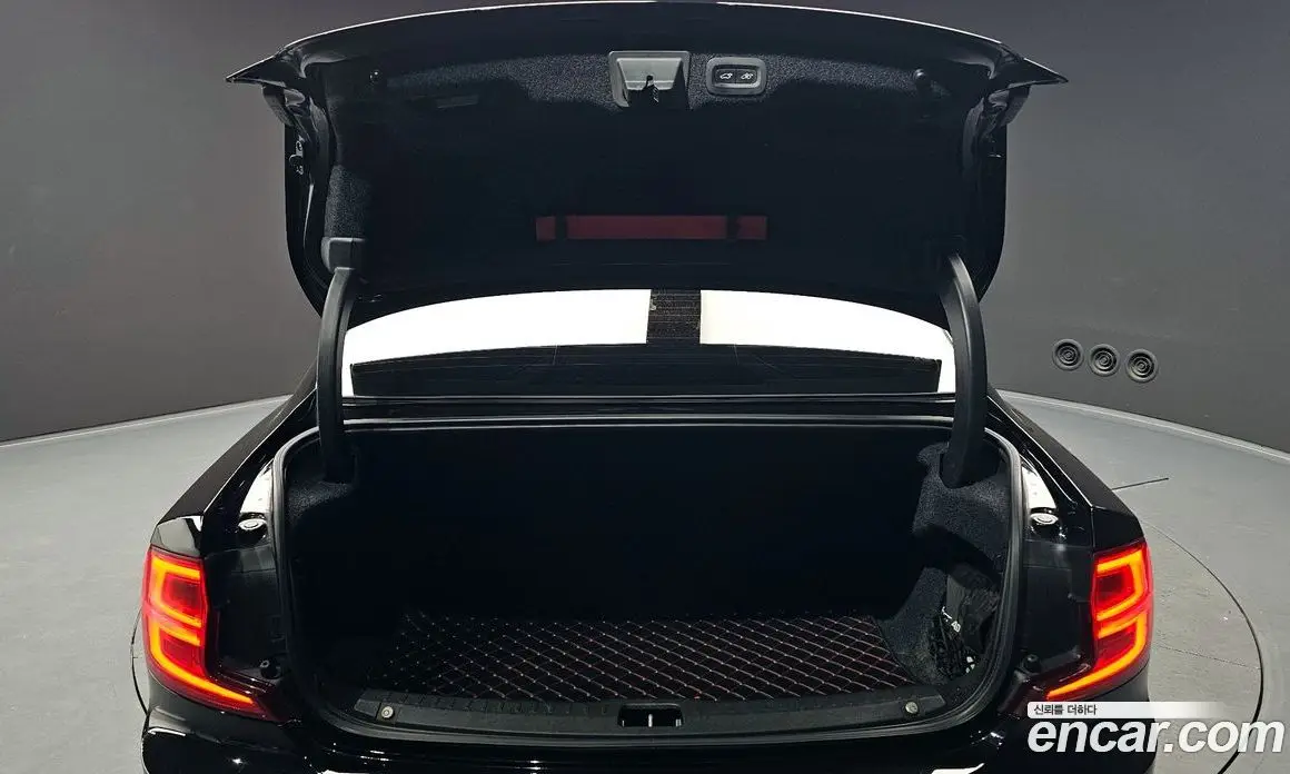 Volvo S90 2017 2.0 автомат (гидро), фото 20