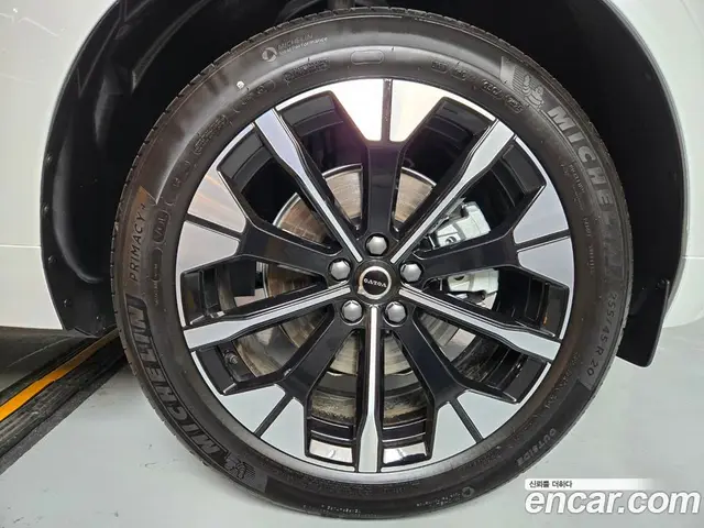 Volvo XC60 2026 2.0 автомат (гидро), миниатюра 5